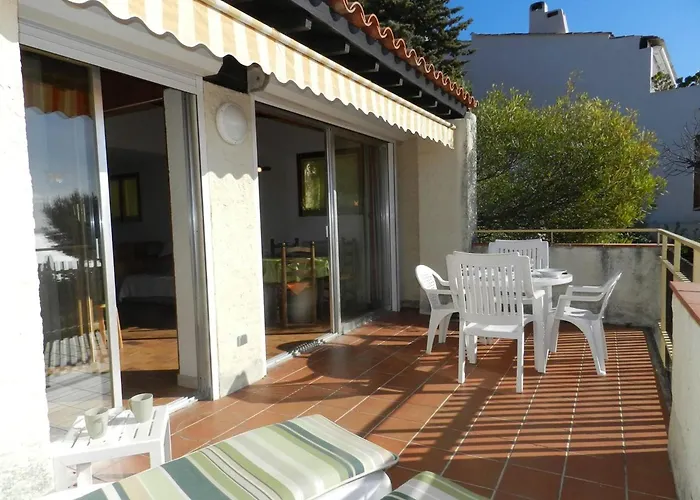 2 Pieces Avec Terrasse Vue Mer, Parking Au Lavandou - Fr-1-251-898 勒拉旺杜