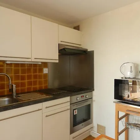 2 Pieces Avec Terrasse Vue Mer, Parking Au Lavandou - Fr-1-251-898 Апартаменти